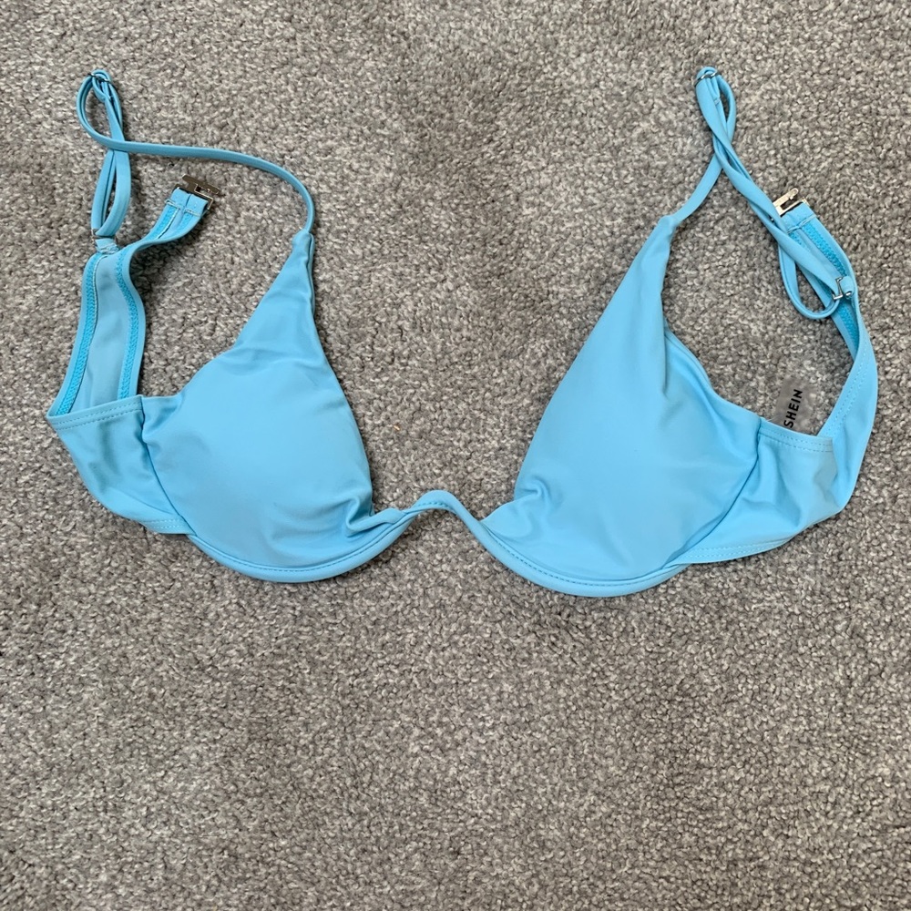 SHEIN wore bikini top